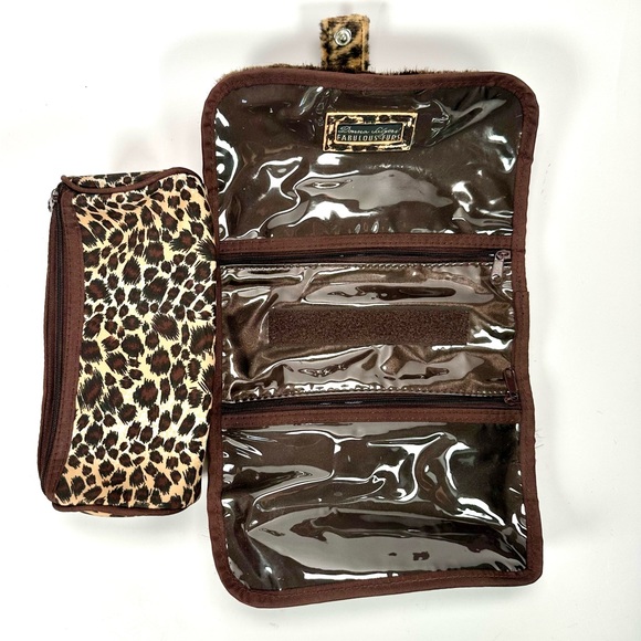 Donna Salyer's Fabulous Fur Amenity Bag - Picture 4 of 5